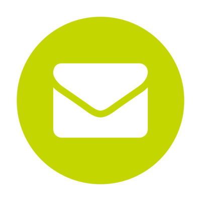 Symbolbild Briefumschlag in weiß auf btS-grünem Grund